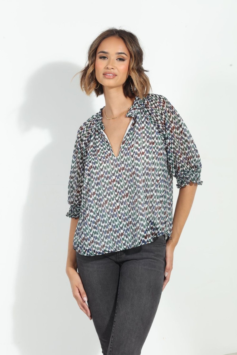 Vacation Veronica M | Prago Split Neck Blouse