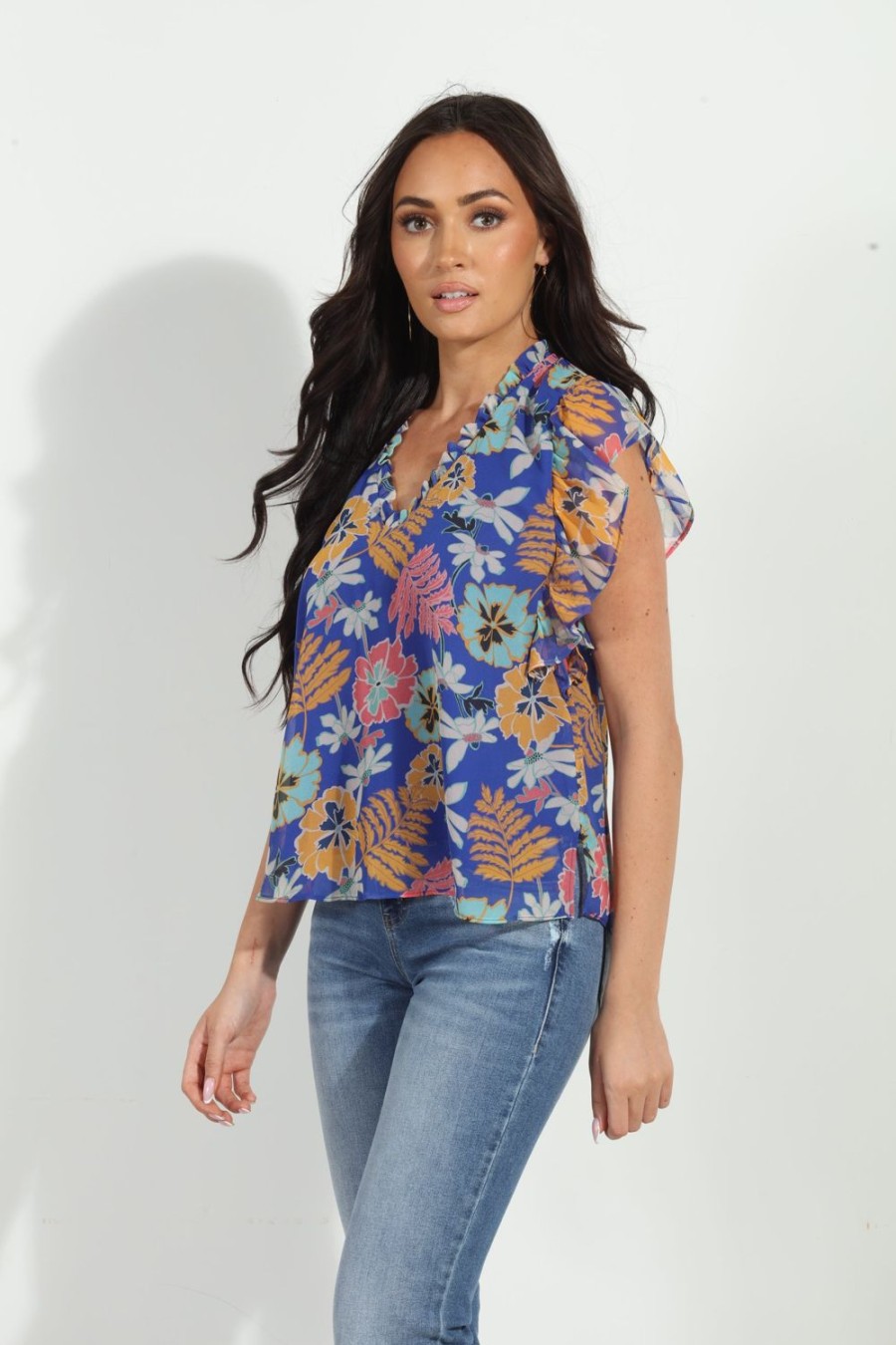 Vacation Veronica M | Brinley V-Neck Ruffle Tee