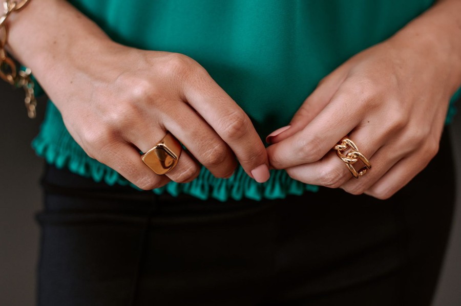 Accessories Veronica M | Sahira Chunky Square Ring - 18K Gold Plated