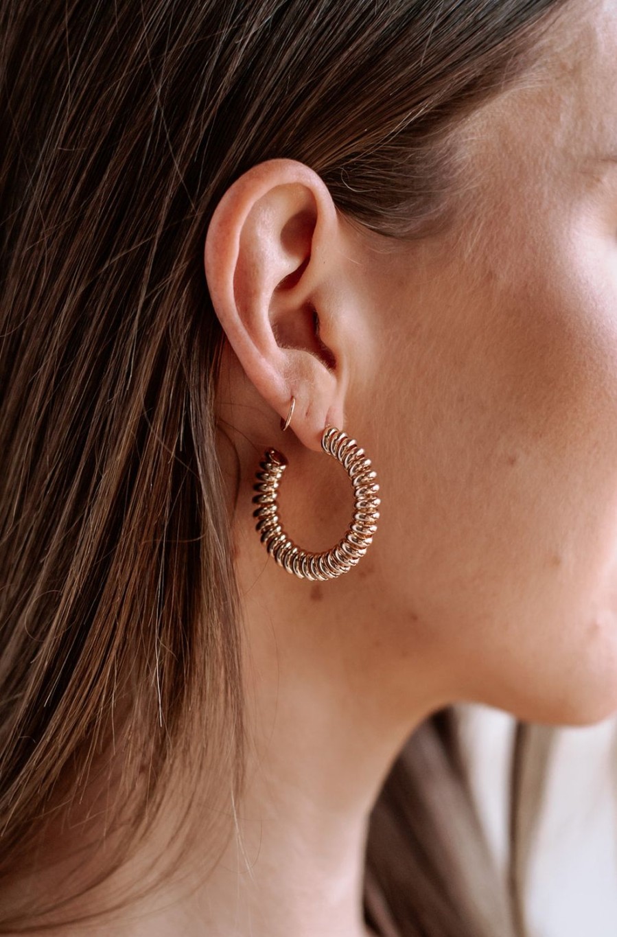 Accessories Veronica M | Gold Coil Hoop Earrings