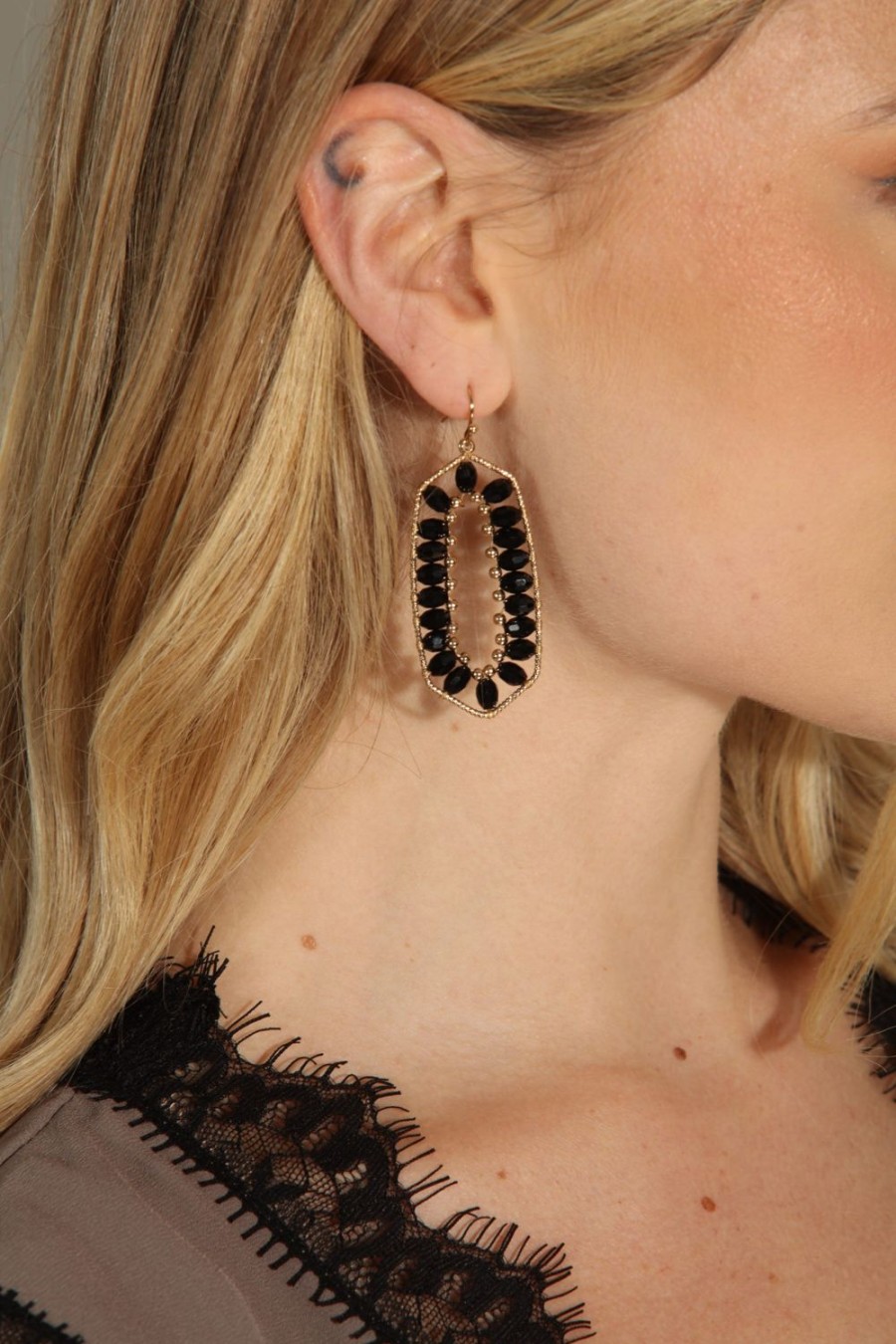 Accessories Veronica M | Black And Gold Geo Beaded Earrings