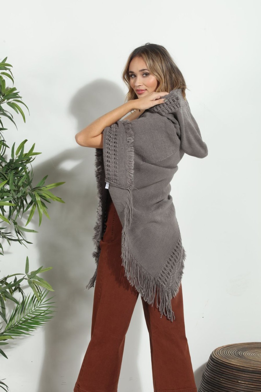 Clothing Veronica M Ponchos | Grey Cozy Tassel Poncho-Best Seller