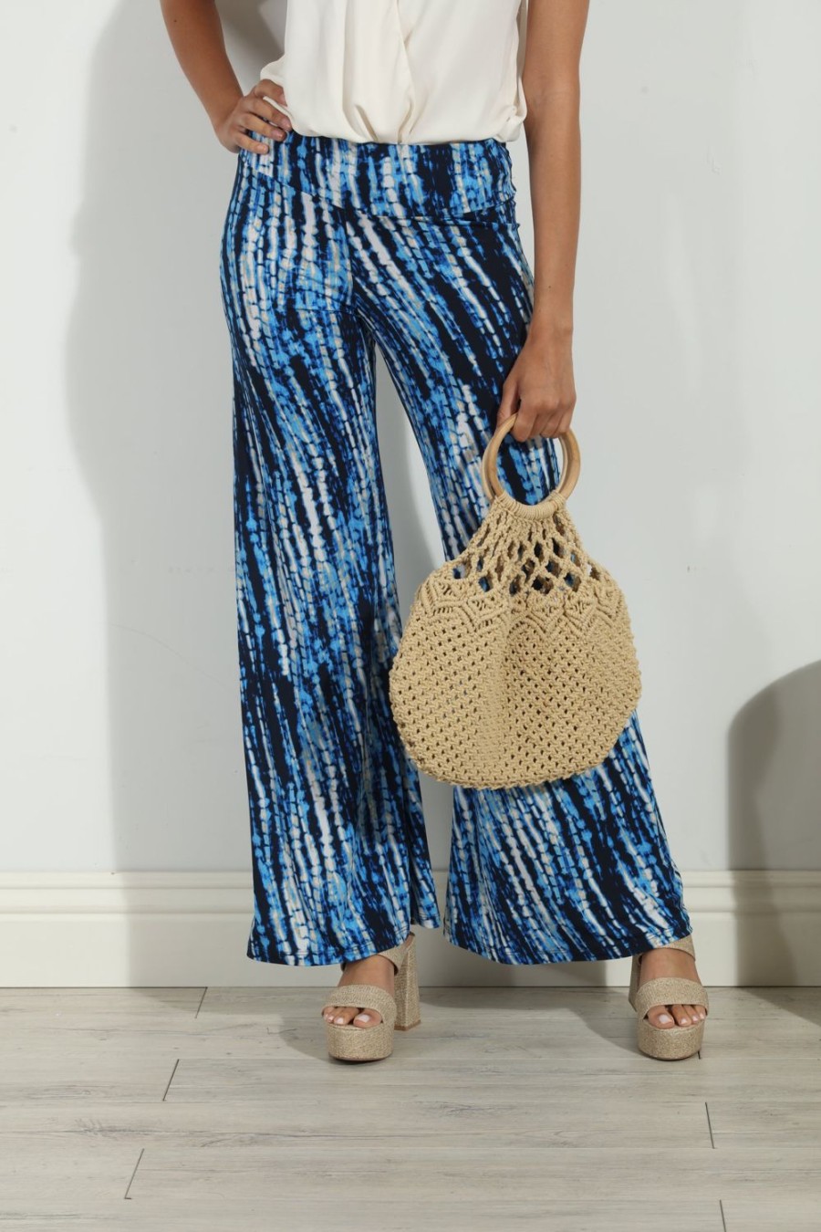 Vacation Veronica M | Ryleigh Stretch Flare Pants