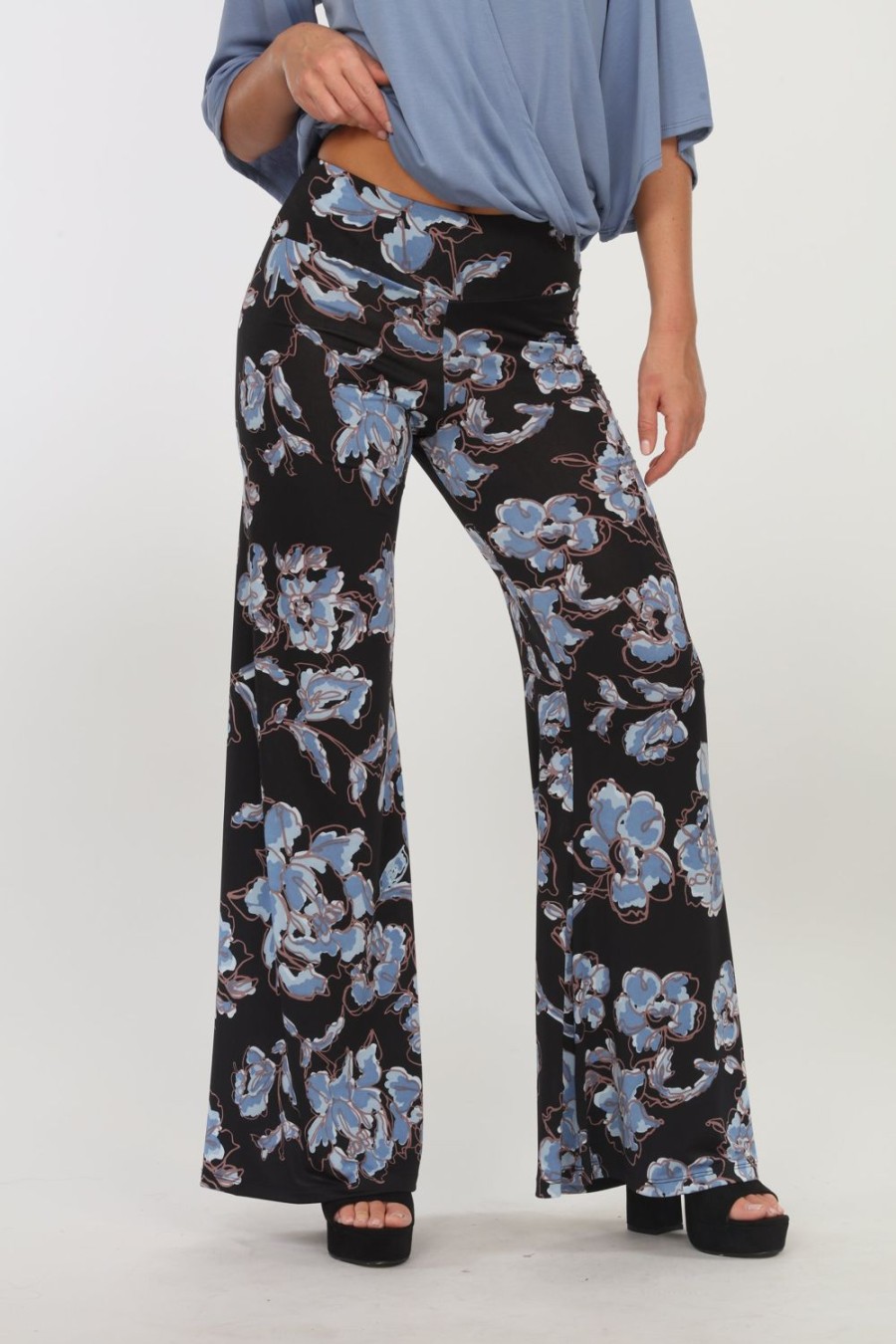 Vacation Veronica M | Copal Stretch Flare Leg Pants