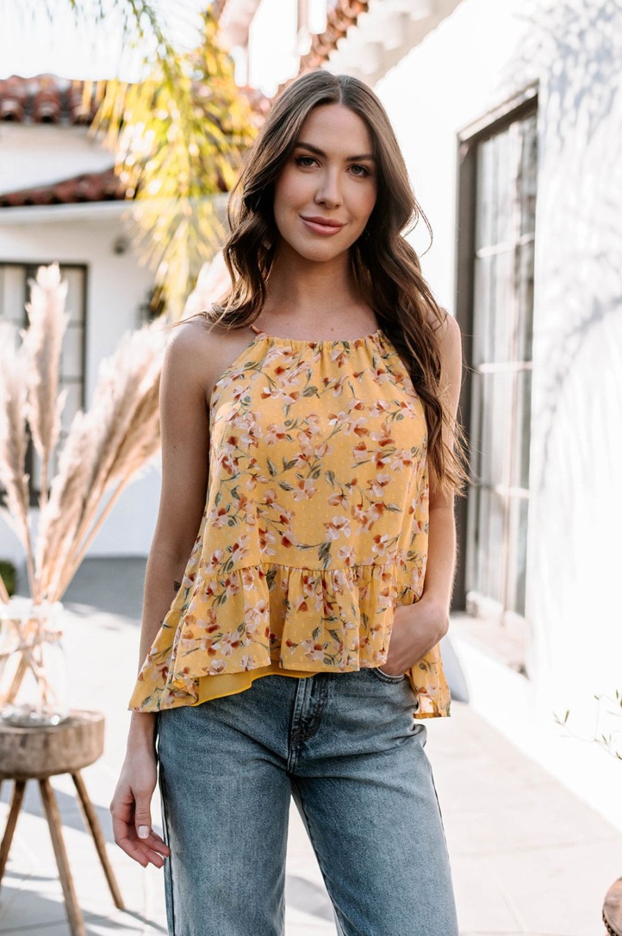 Vacation Veronica M | Annisa Chiffon Halter Tie Ruffle Top -