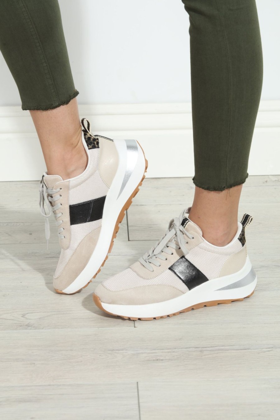 Accessories Veronica M | Serafina Sand Suede Color Block Sneakers-V'S Favorite