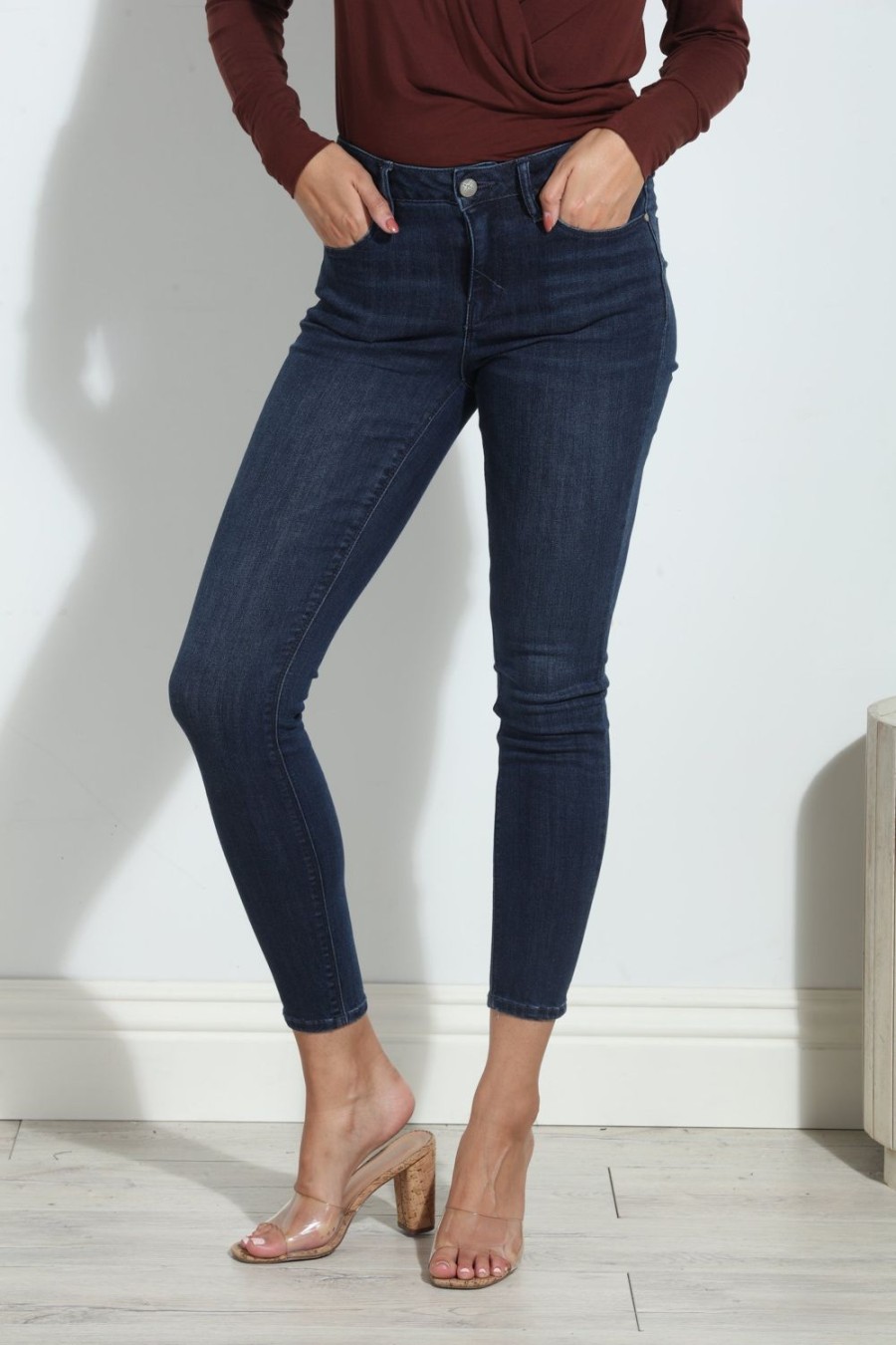 Clothing Veronica M Denim Shop | Unpublished Kora Mid Rise Skinny Jean-Dark Wash