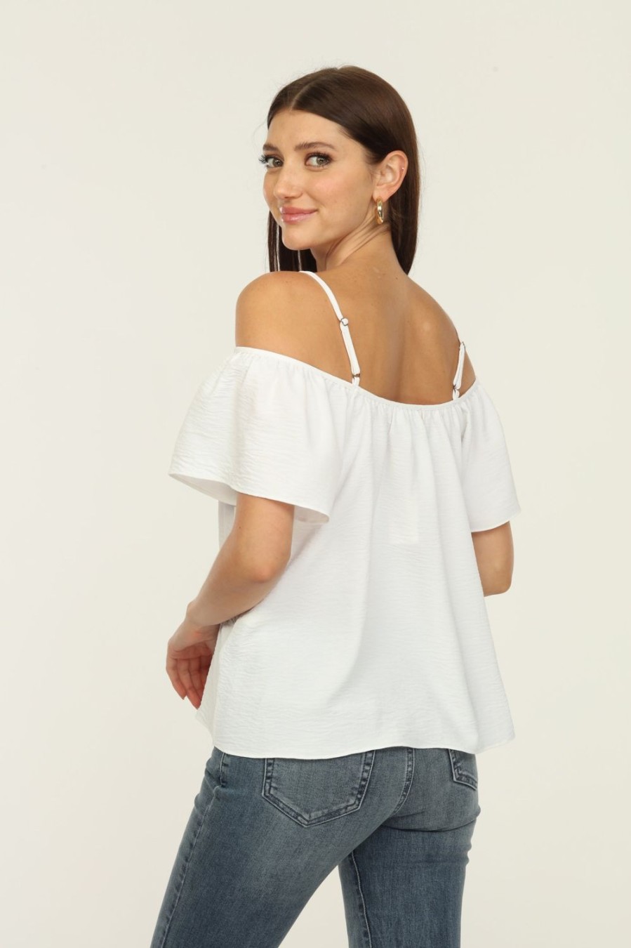 Vacation Veronica M | White Airflow Cold Shoulder Tank