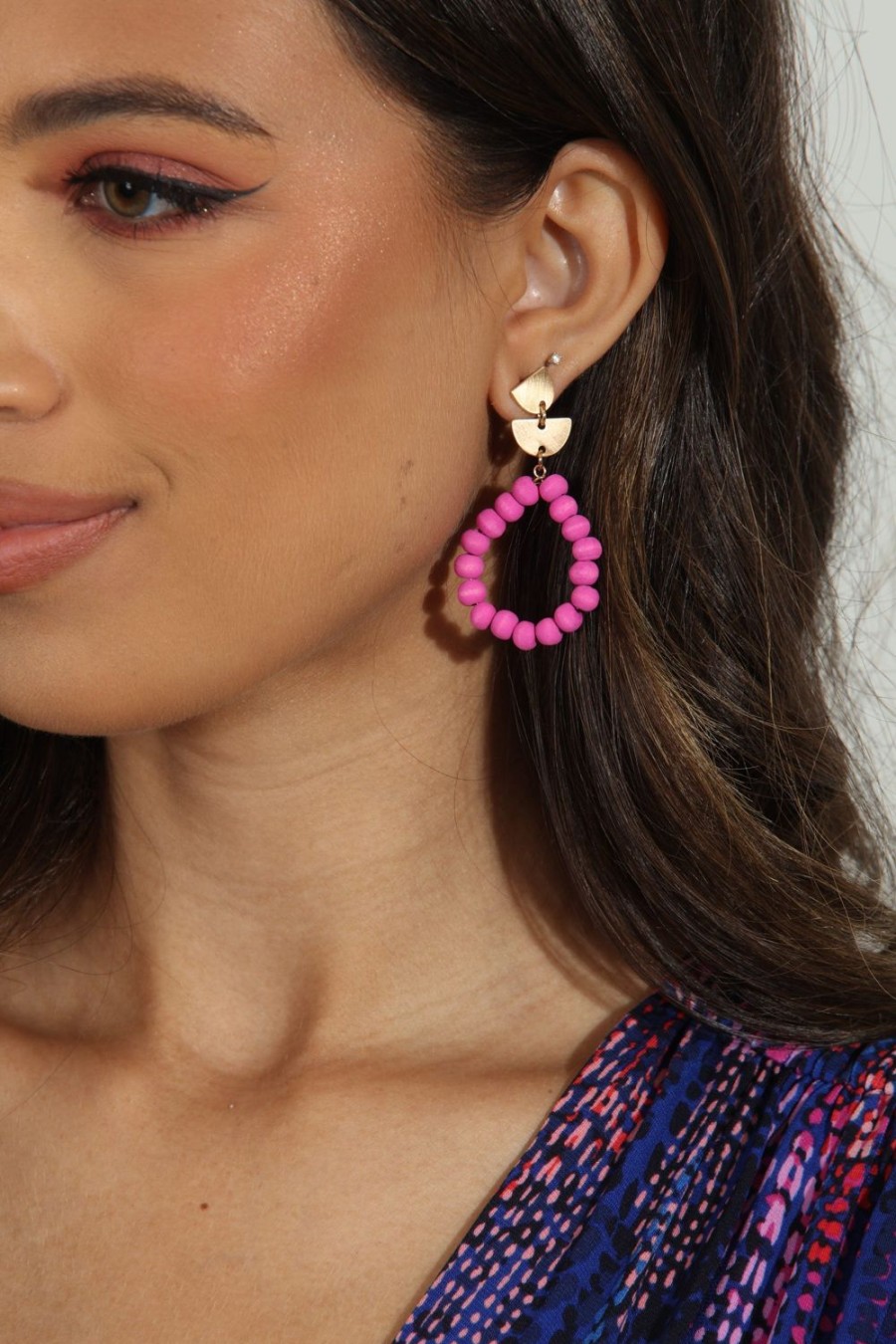 Accessories Veronica M | Geo Gold And Fuchsia Beaded Earrings