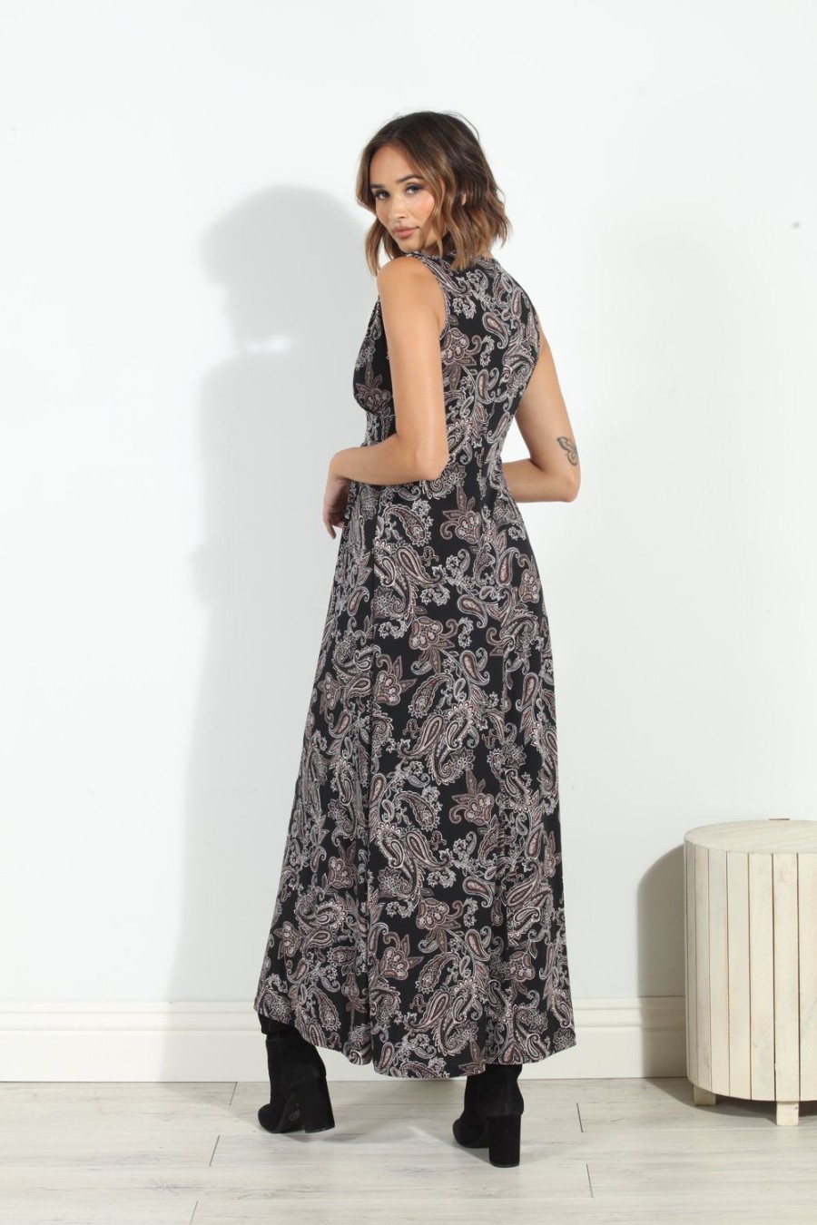 Clothing Veronica M Maxi Dresses | Delano Stretch V-Neck Maxi Dress-Best Seller