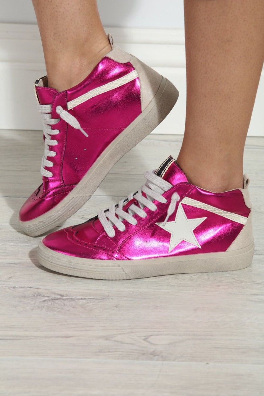 Accessories Veronica M | Paulina High-Top Sneakers- Metallic Pink