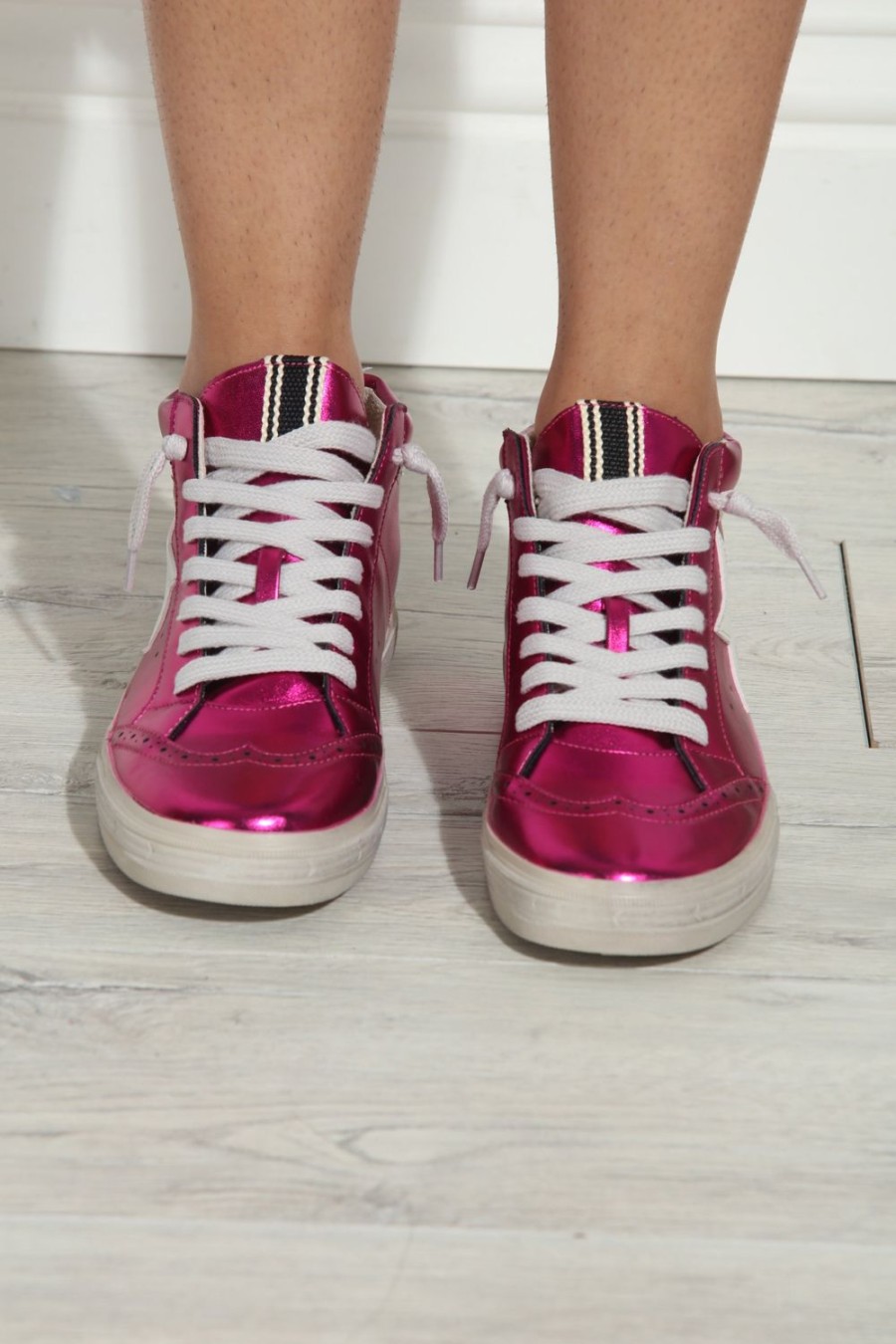 Accessories Veronica M | Paulina High-Top Sneakers- Metallic Pink